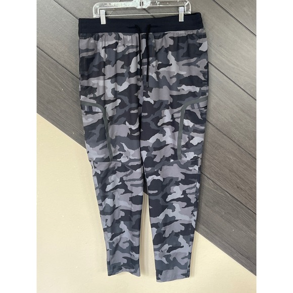 Under Armour Camo GREEN/GRAY Joggers-NOT THE COLORS OF PICTURES SEE DESCRIPTION - Picture 1 of 6